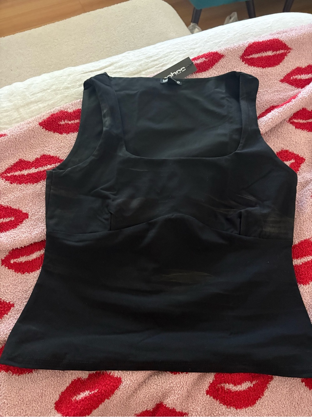 Boohoo Black Square-Neck Tank Top